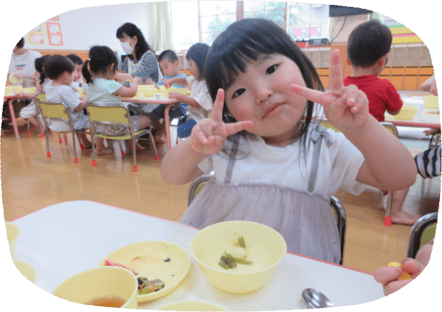 給食の写真